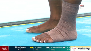 Simone Biles feet photo thumbnail