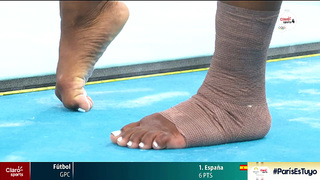 Simone Biles feet photo thumbnail