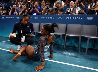 Simone Biles feet photo thumbnail