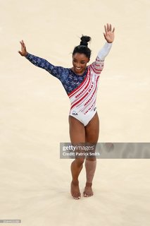 Simone Biles feet photo thumbnail