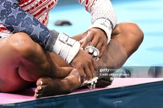 Simone Biles feet photo thumbnail
