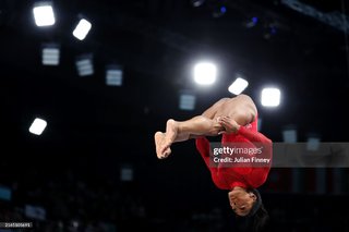 Simone Biles feet photo thumbnail