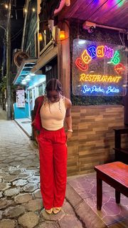 Simone Biles feet photo thumbnail