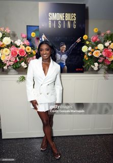Simone Biles feet photo thumbnail