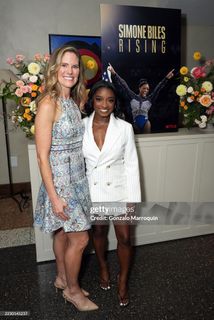 Simone Biles feet photo thumbnail