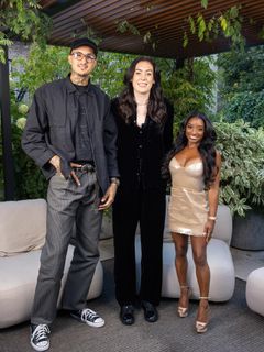 Simone Biles feet photo thumbnail