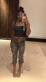 Simone Biles feet photo thumbnail