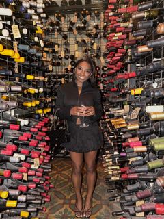 Simone Biles feet photo thumbnail