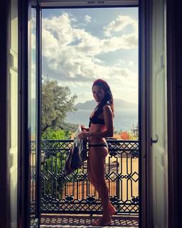 Simone Kessell feet photo 18