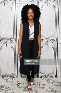 Simone Missick feet photo 4