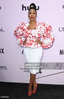 Simone Missick feet photo 2