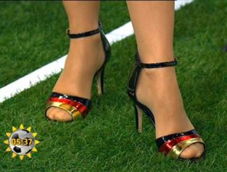 Simone Panteleit feet photo thumbnail
