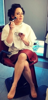 Simone Panteleit feet photo thumbnail