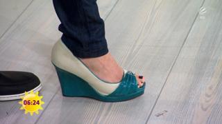 Simone Panteleit feet photo thumbnail