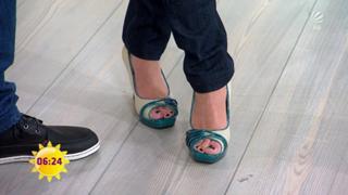 Simone Panteleit feet photo thumbnail