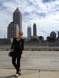 Simone Simons feet photo thumbnail