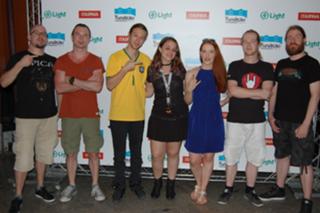 Simone Simons feet photo thumbnail