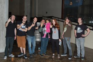 Simone Simons feet photo thumbnail