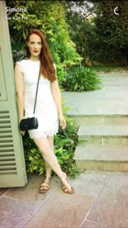 Simone Simons feet photo thumbnail