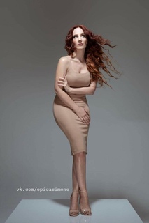 Simone Simons feet photo thumbnail