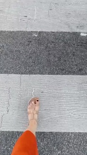 Simone Simons feet photo thumbnail