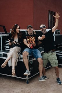 Simone Simons feet photo thumbnail