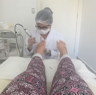 Simony feet photo 2