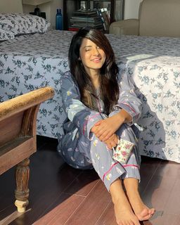 Simple Kaul feet photo 1