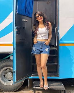 Simple Kaul feet photo 13