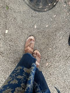 Simple Kaul feet photo 5