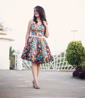 Simran Dhanwani feet photo 17