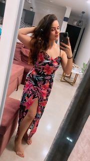 Simran Dhanwani feet photo 5