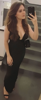 Simran Dhanwani feet photo 5