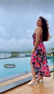 Simran Dhanwani feet photo 4