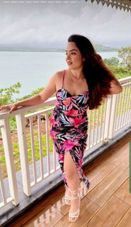 Simran Dhanwani feet photo 3