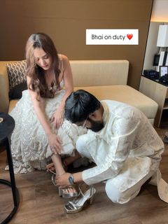 Simran Dhanwani feet photo 4