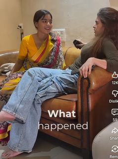 Simran Dhanwani feet photo 7