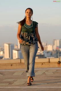 Simran feet photo 10