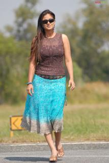 Simran feet photo 18