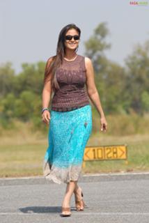 Simran feet photo 17