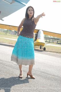 Simran feet photo 16
