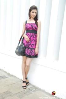 Simran Mundi feet photo 9