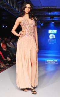 Simran Mundi feet photo 7