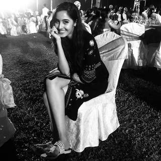 Simrat Kaur feet photo 13