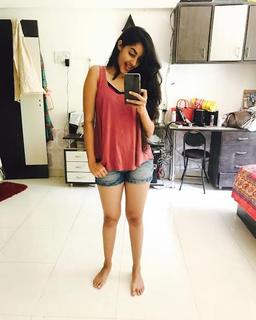 Simrat Kaur feet photo 20