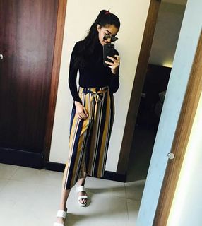 Simrat Kaur feet photo 9