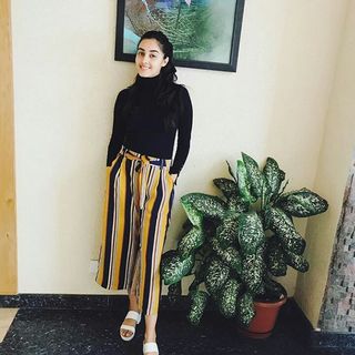 Simrat Kaur feet photo 7
