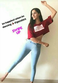 Simrat Kaur feet photo 14