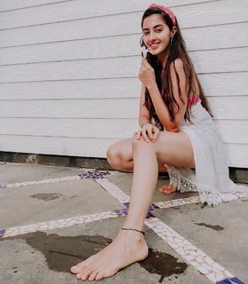 Simrat Kaur feet photo 8