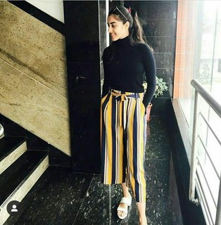 Simrat Kaur feet photo 5